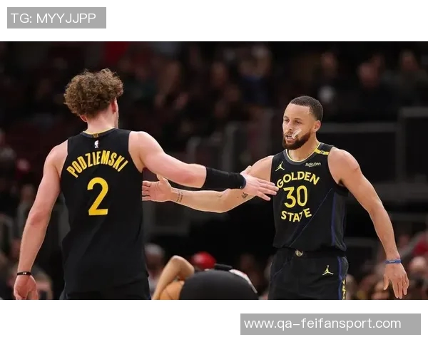 勇士战胜灰熊库里追梦波杰姆斯基喜登胜利海报封面